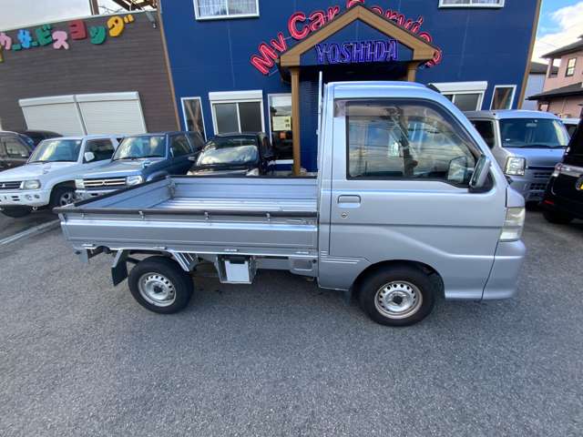 2010 Daihatsu Hijet Truck – thumbnail 2