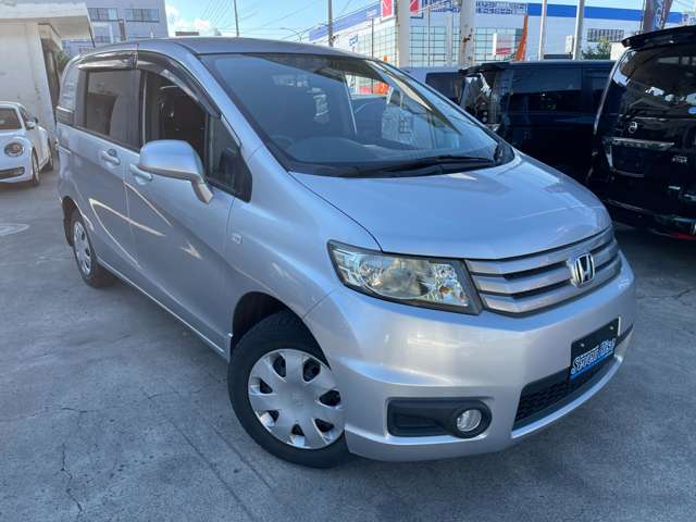 2010 Honda Freed Spike – thumbnail 4