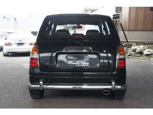 1999 Daihatsu Mira Gino – thumbnail 2