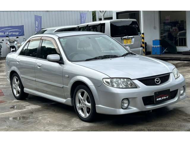 2003 Mazda Familia Sedan – thumbnail 3