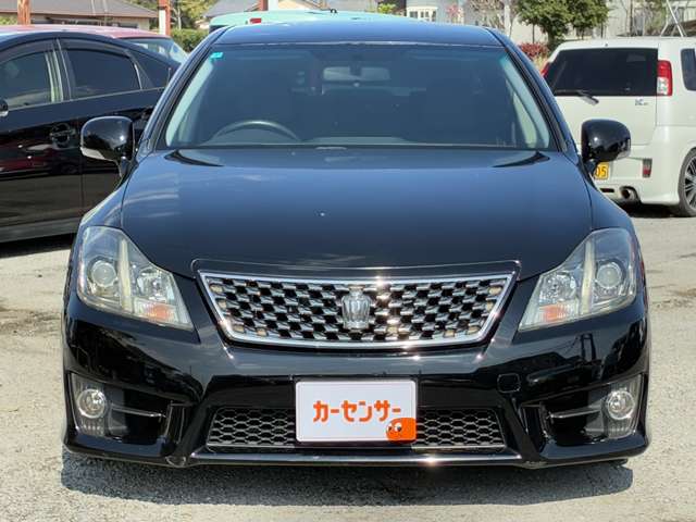 2010 Toyota Crown Athlete – thumbnail 2