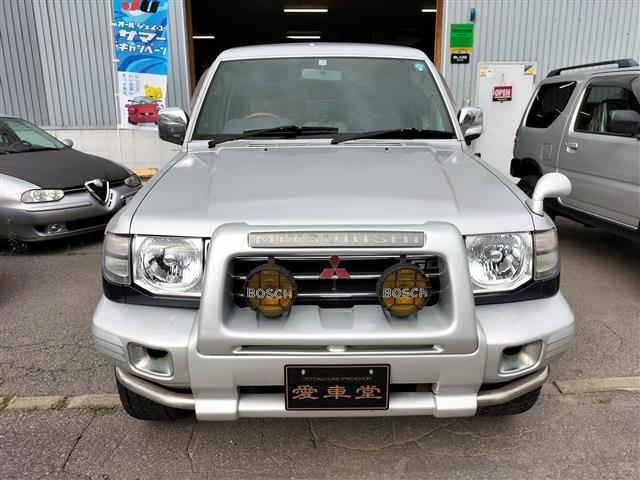 1998 Mitsubishi Pajero – thumbnail 2