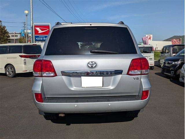 2011 Toyota Land Cruiser 200 – thumbnail 3