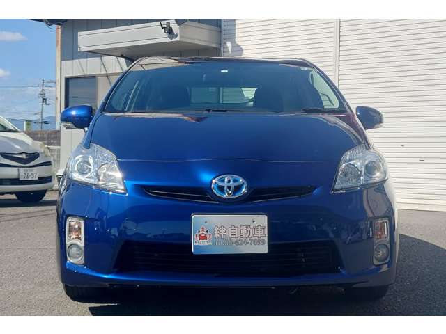 2010 Toyota Prius – thumbnail 2