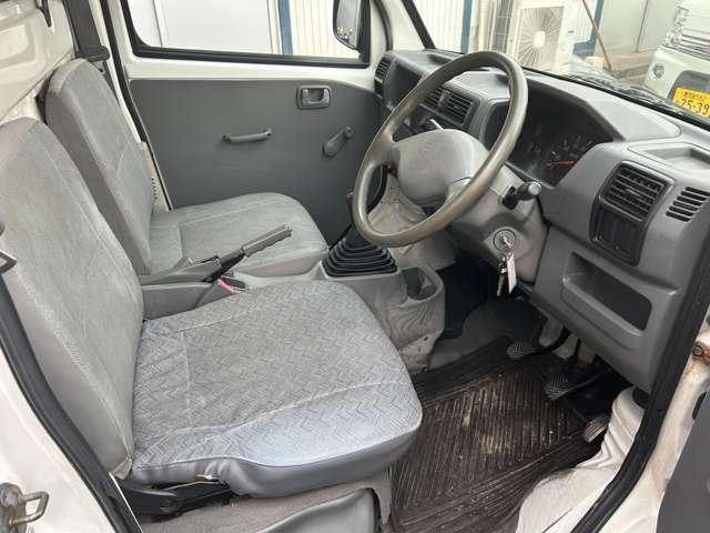 2004 Mitsubishi Minicab Truck – thumbnail 3