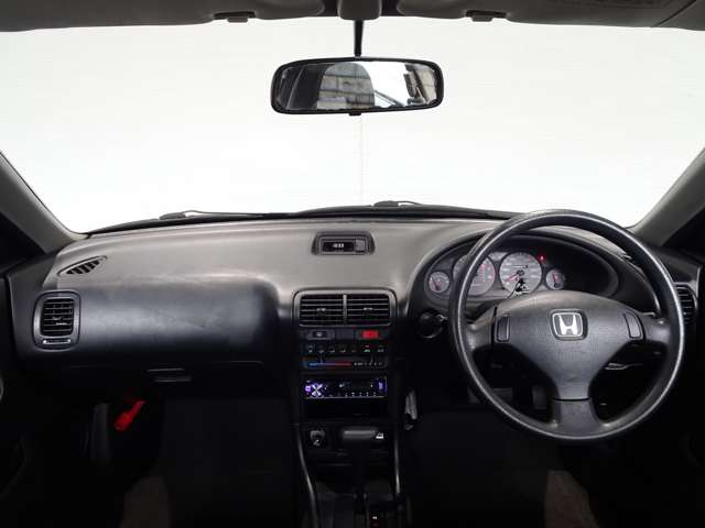 1995 Honda Integra Sedan – thumbnail 3