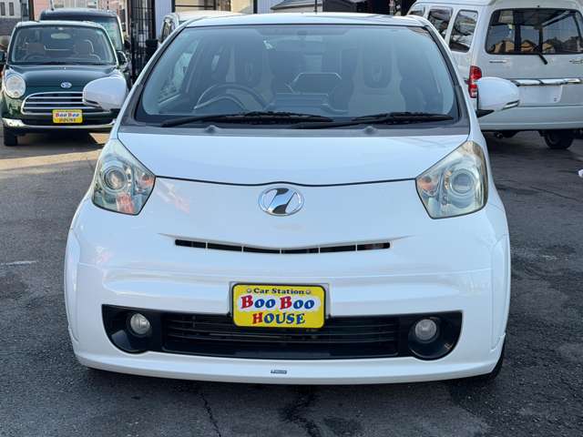 2009 Toyota iQ – thumbnail 4