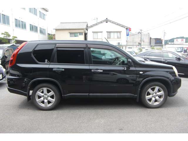 2010 Nissan X-Trail – thumbnail 3