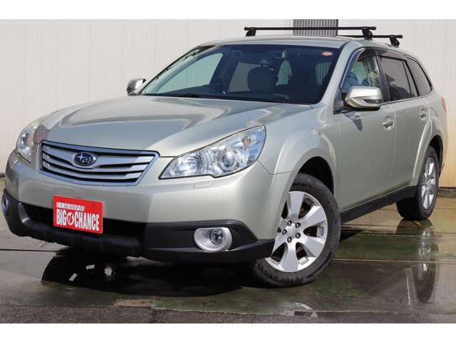 2010 Subaru Legacy Outback – thumbnail 3