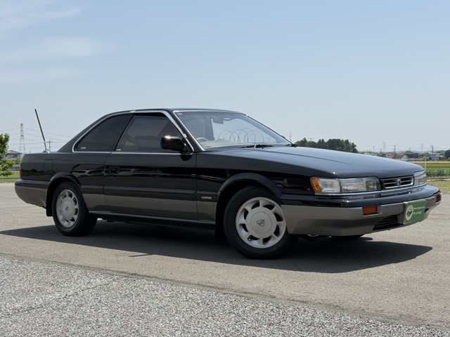 1990 Nissan Leopard