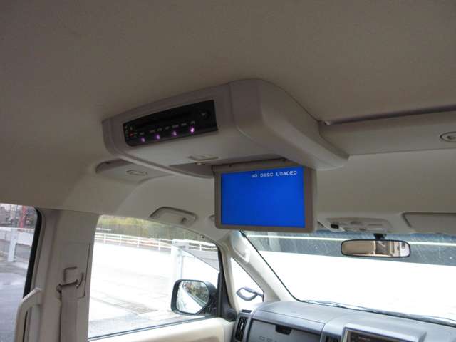 2008 Mitsubishi Delica D:5 – thumbnail 4