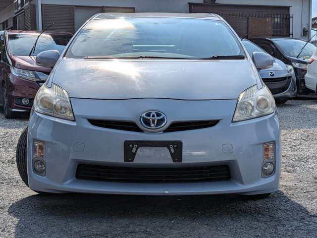 2010 Toyota Prius – thumbnail 2