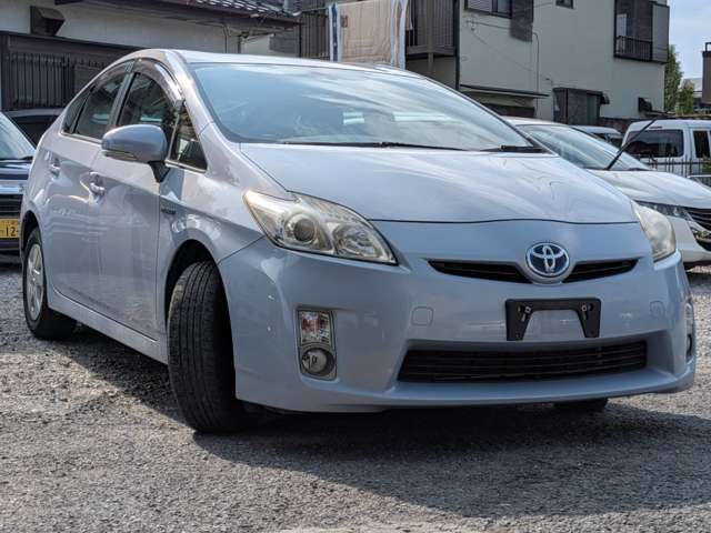 2010 Toyota Prius – thumbnail 3