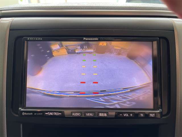 2011 Toyota Alphard – thumbnail 3
