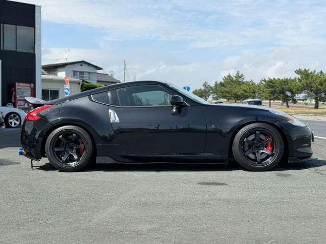 2009 Nissan Fairlady Z – thumbnail 2