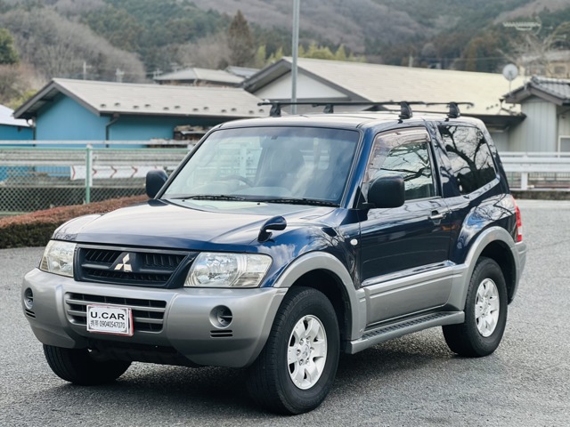 2004 Mitsubishi Pajero