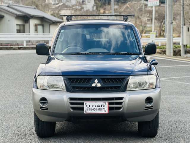 2004 Mitsubishi Pajero – thumbnail 2