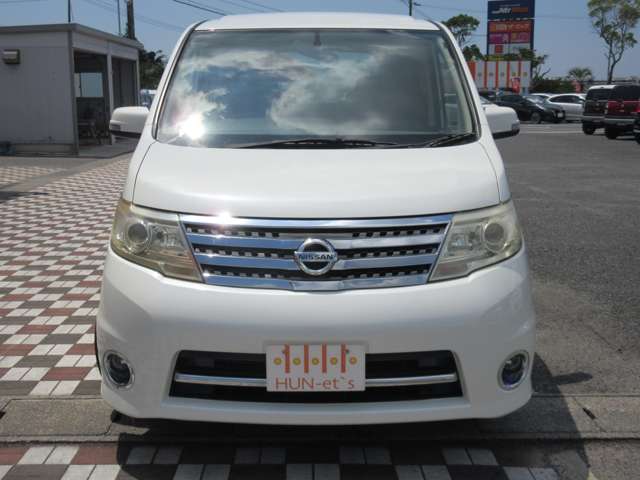 2010 Nissan Serena – thumbnail 2