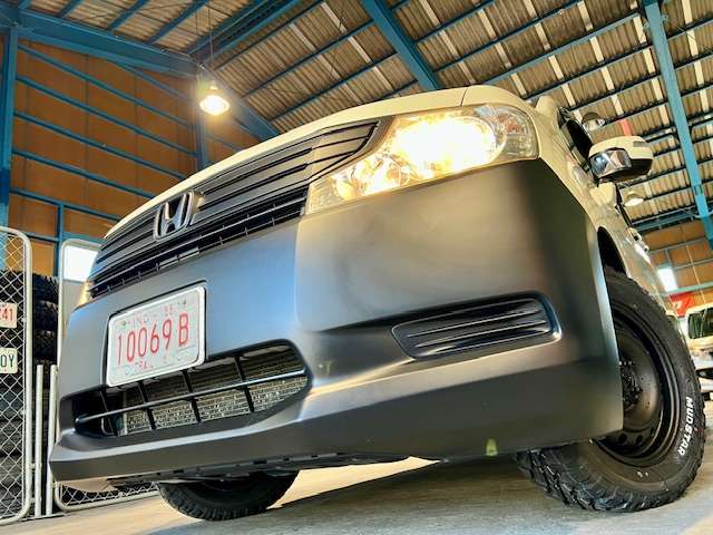 2010 Honda Stepwgn – thumbnail 4