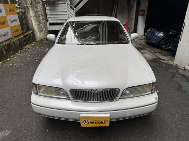 1995 Nissan Infiniti Q45 – thumbnail 3
