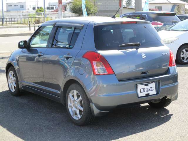 2009 Suzuki Swift – thumbnail 4