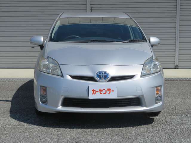 2010 Toyota Prius – thumbnail 2