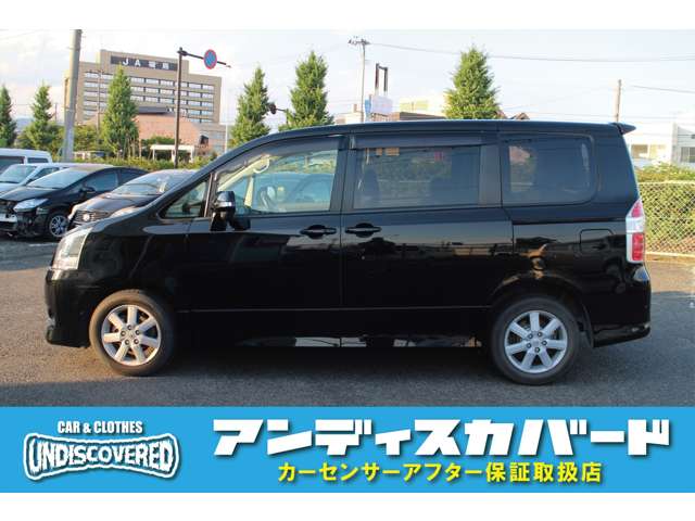 2008 Toyota Noah – thumbnail 4