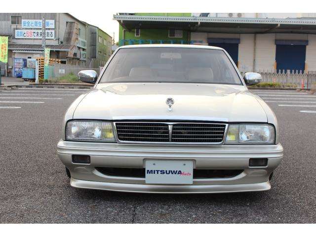 1991 Nissan Cima – thumbnail 4