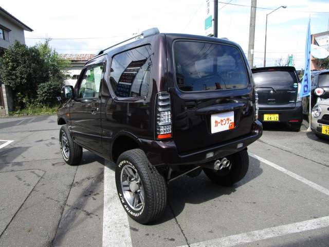 2009 Suzuki Jimny – thumbnail 3