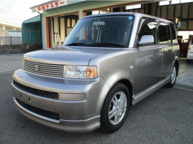 2005 Toyota bB