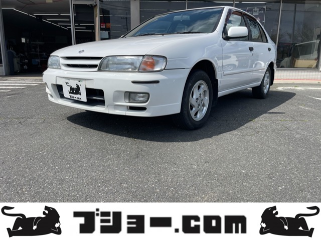 1995 Nissan Pulsar Sedan