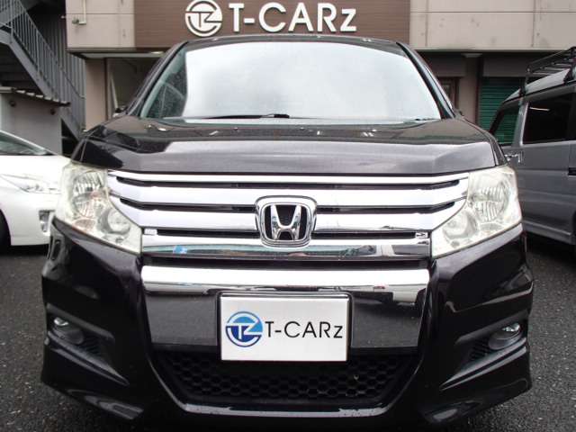 2010 Honda Stepwgn – thumbnail 2