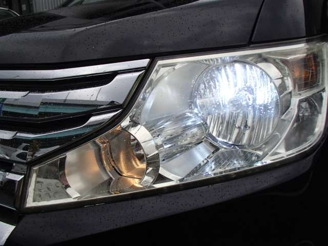 2010 Honda Stepwgn – thumbnail 4