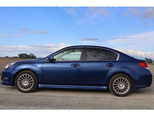 2009 Subaru Legacy B4 – thumbnail 4