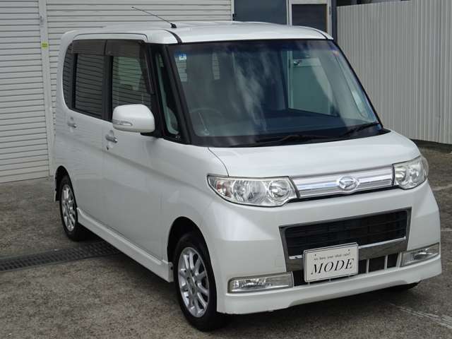 2010 Daihatsu Tanto – thumbnail 4
