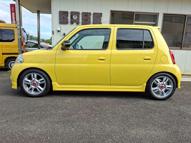 2010 Daihatsu Esse – thumbnail 2