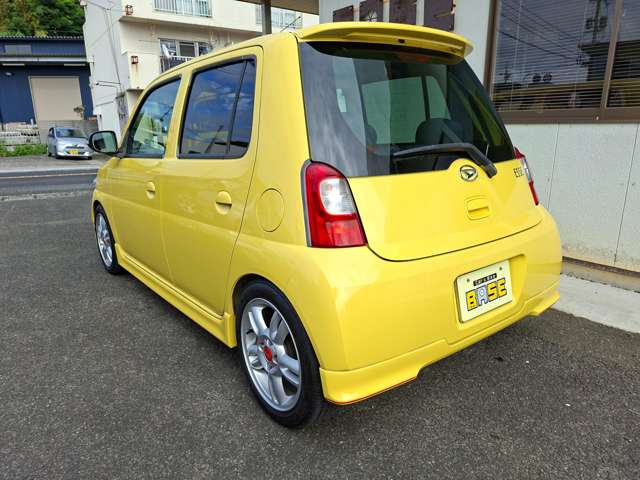 2010 Daihatsu Esse – thumbnail 3