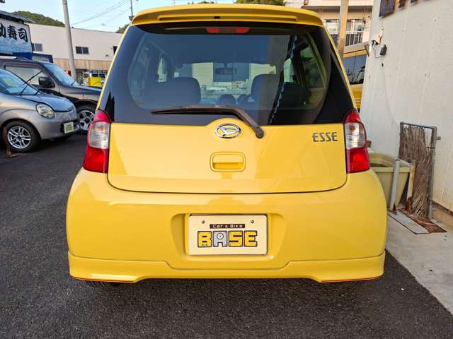 2010 Daihatsu Esse – thumbnail 4