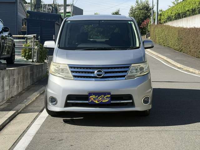 2009 Nissan Serena – thumbnail 2
