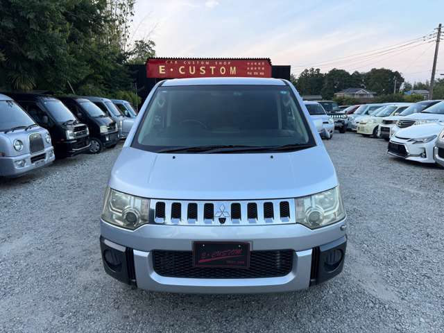 2007 Mitsubishi Delica D:5 – thumbnail 2