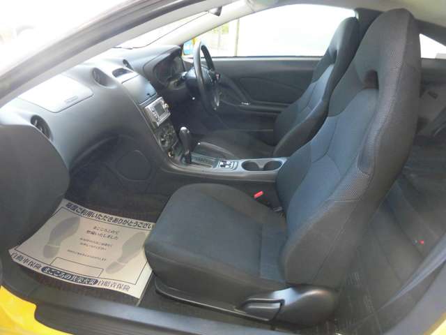 2006 Toyota Celica – thumbnail 3