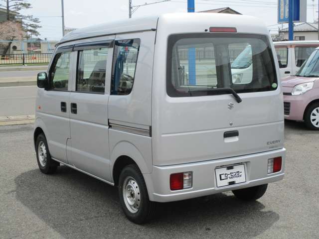 2010 Suzuki Every – thumbnail 4