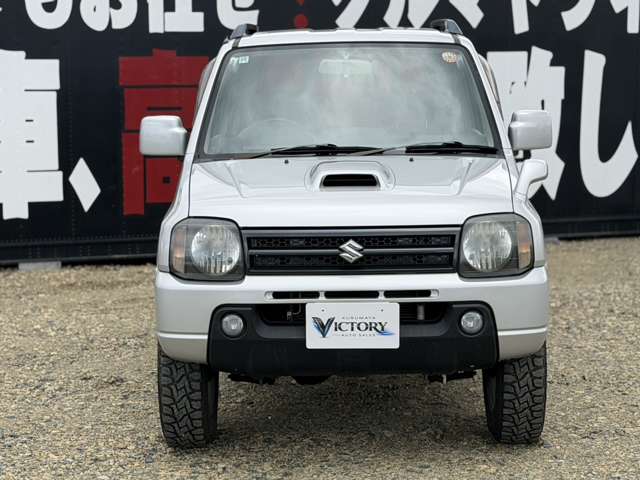 2010 Suzuki Jimny – thumbnail 2