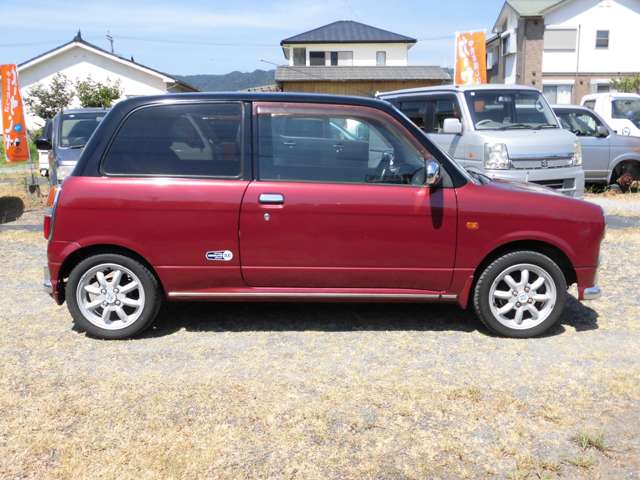 2001 Daihatsu Mira Gino – thumbnail 4