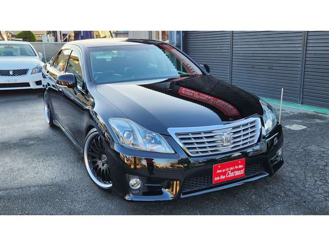 2010 Toyota Crown Athlete – thumbnail 4