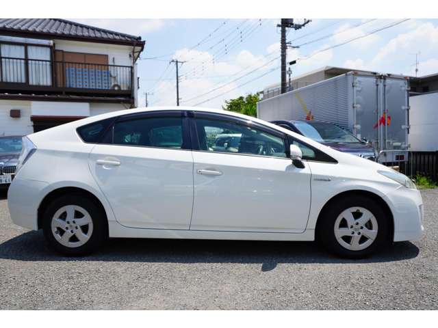 2010 Toyota Prius – thumbnail 4