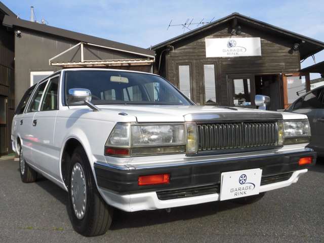 1998 Nissan Cedric Van – thumbnail 2