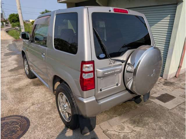 2004 Mitsubishi Pajero Mini – thumbnail 4