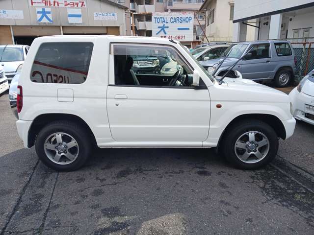 2006 Mitsubishi Pajero Mini – thumbnail 4