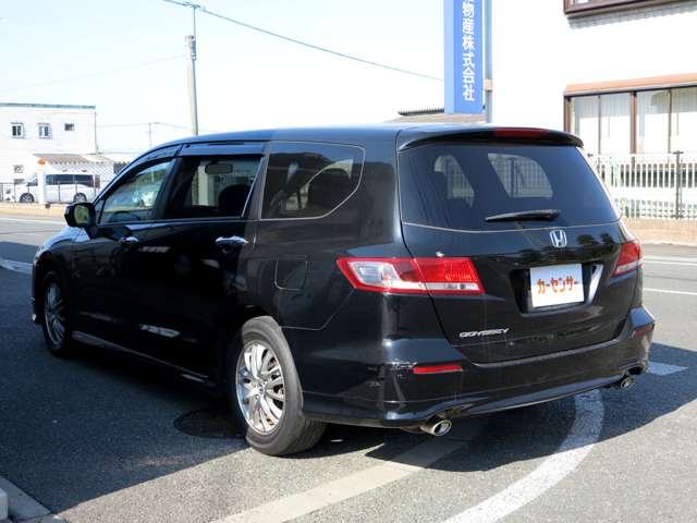 2010 Honda Odyssey – thumbnail 4